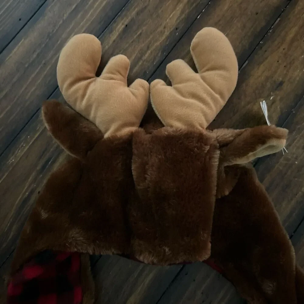 Wishpets 2012 Reindeer Toboggan Cap Plush Hat Mittens Plaid NWT - Picture 4 of 8